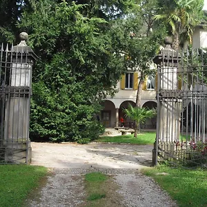 Guest house La Patirana
