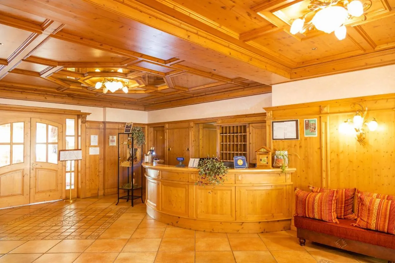 Hotel Residence Panorama La Forca, Gtsgroup Tignale