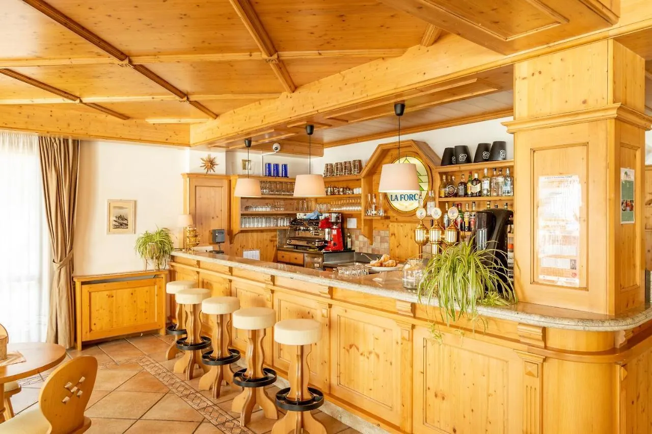 **** Aparthotel Hotel Residence Panorama La Forca, Gtsgroup Tignale Italy