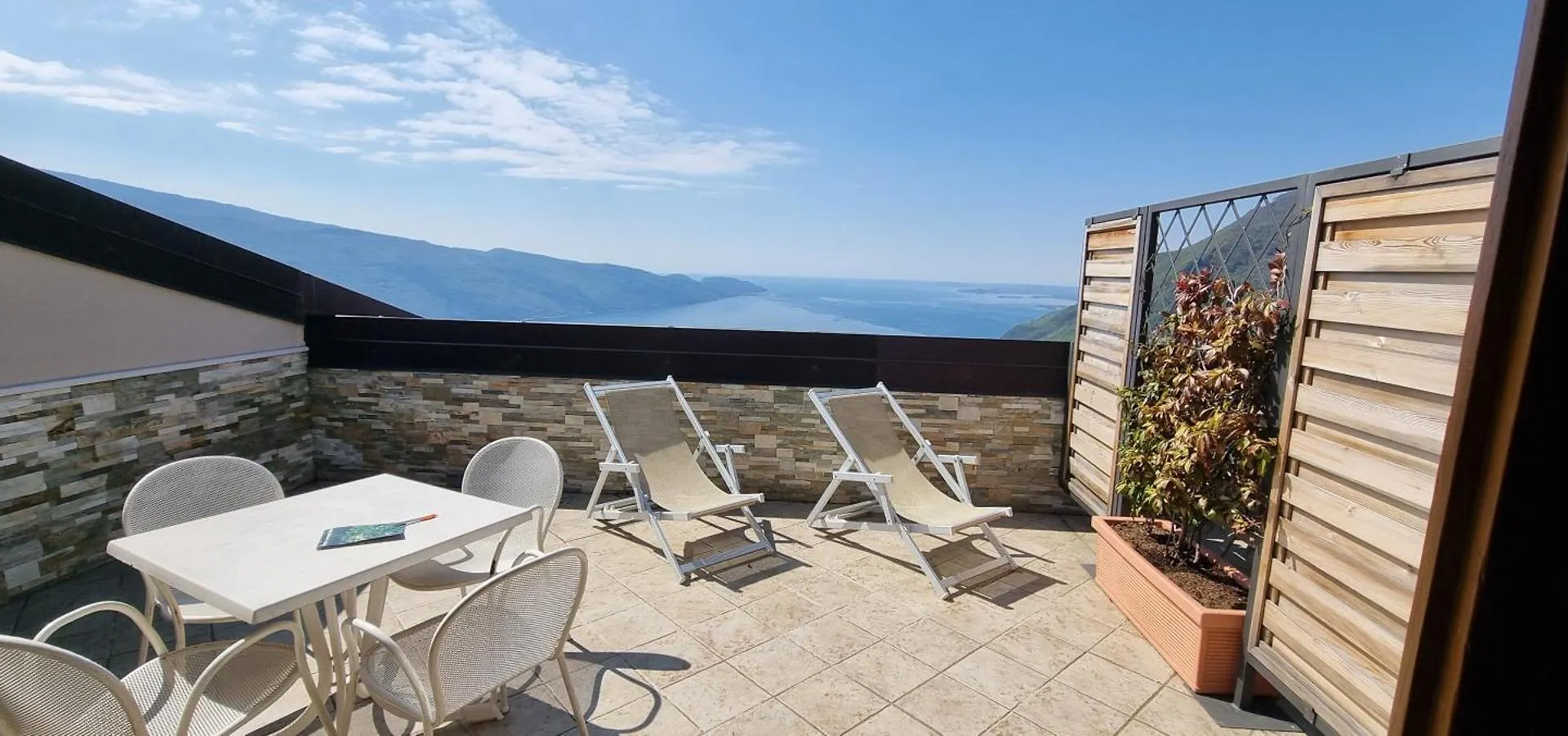 Hotel Residence Panorama La Forca, Gtsgroup Tignale Aparthotel